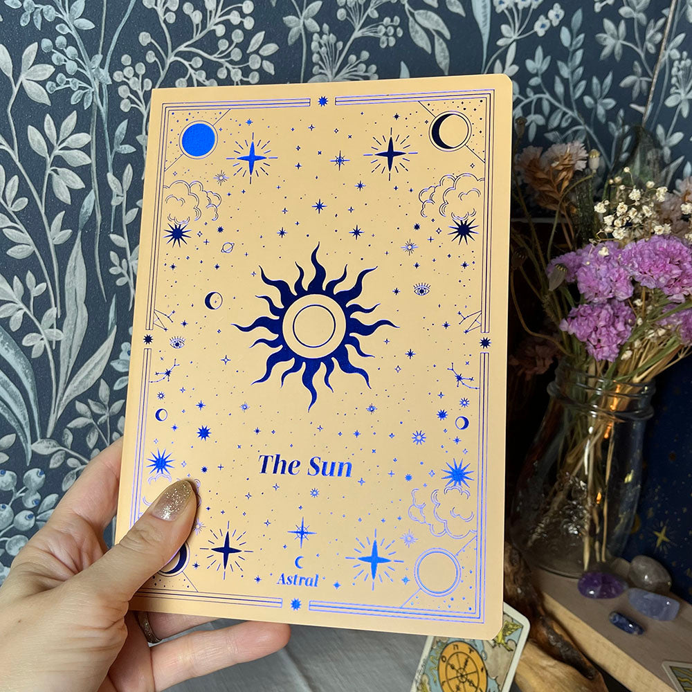 dettagio copertina Quaderni A5 Astral, set da 3, carte dei tarocchi, witchy aesthetic