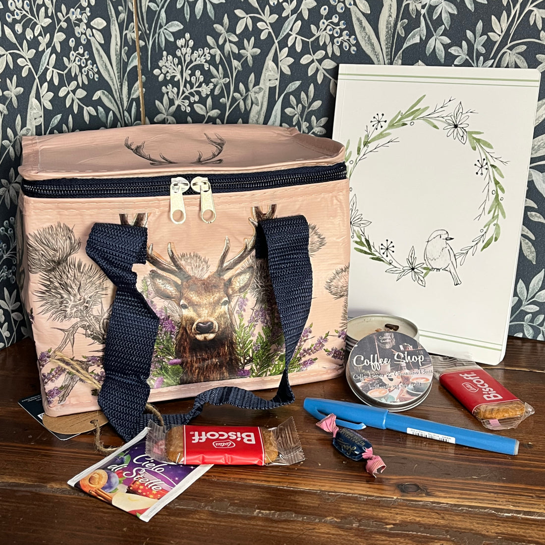 Bundle Box - All we need is HYGGE, cartoleria cozy cottagecore