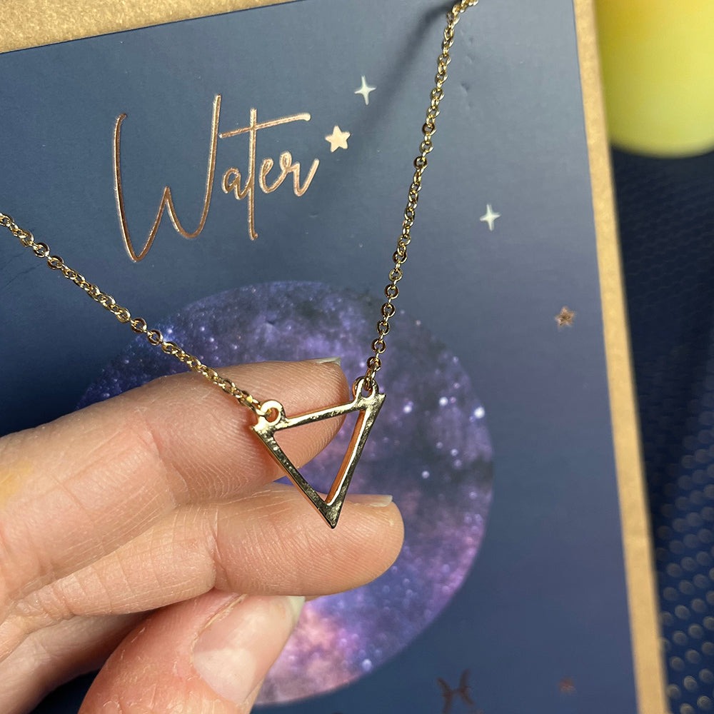 Biglietto auguri con collana, segni zodiacali terra, acqua, aria e fuoco