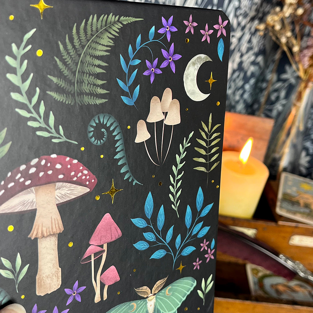 Quaderno "Dark Forest", bosco witchy, A5 a righe