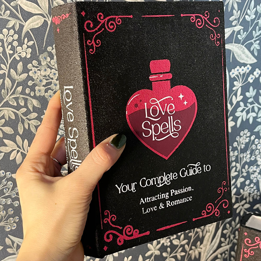 Scatola libro Love Spells, pozione d'amore, box in legno, witchy vibes