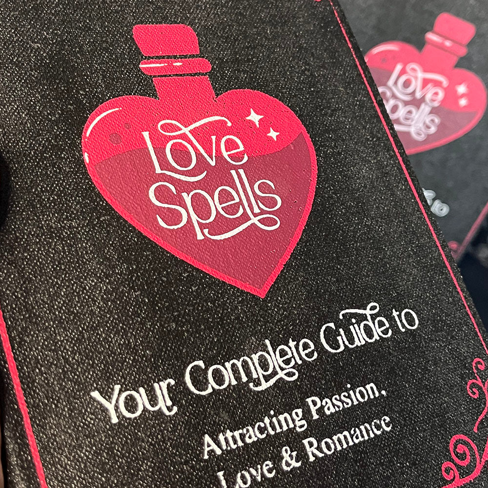 Scatola libro Love Spells, pozione d'amore, box in legno, witchy vibes