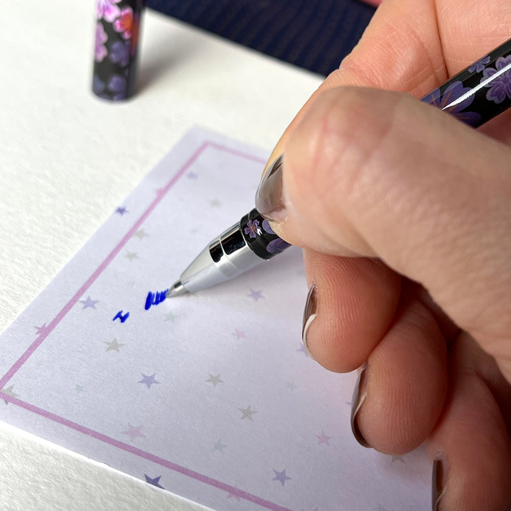 Penna gel blu cancellabile "Fiori", 3 varianti cottagecore, inchiostro scorrevole