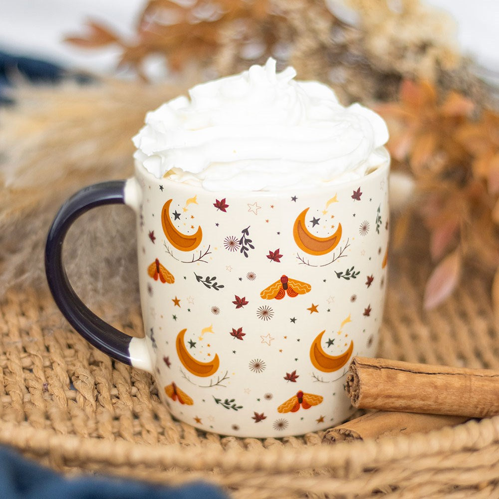 Tazza Autumn Magic, in ceramica, autunno witchy esempio d'uso