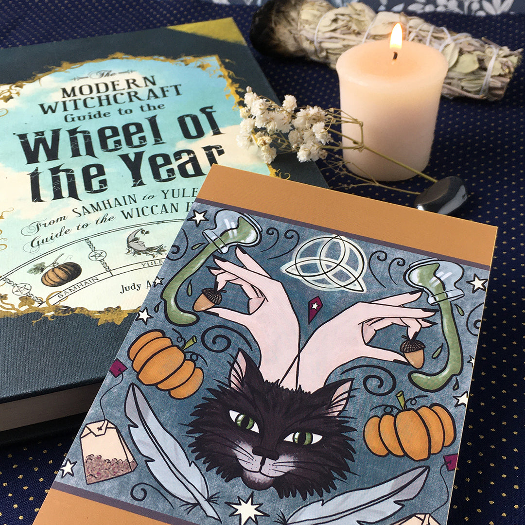 Cartolina illustrata 10x15cm "Witchy Cat"