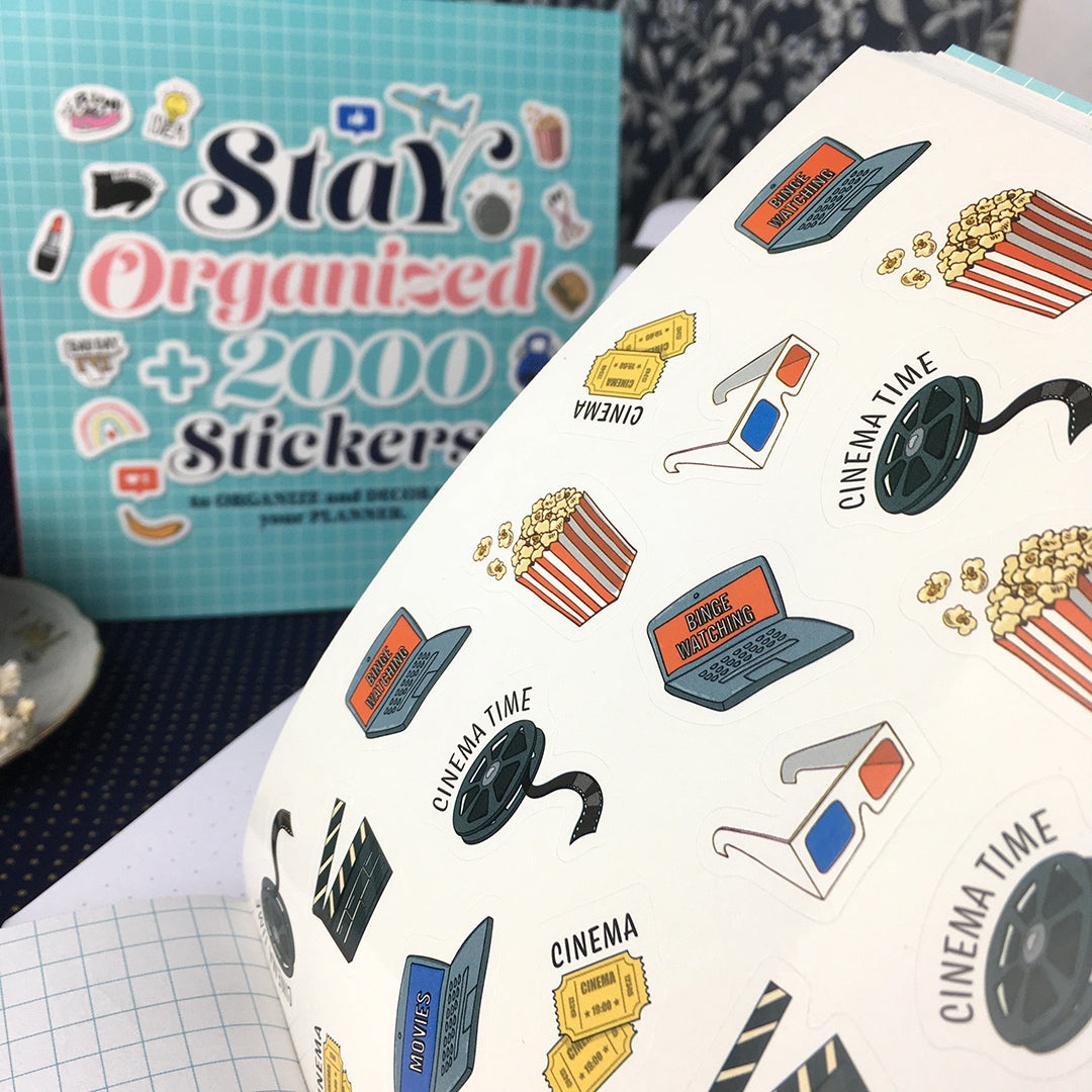 Libro con più di 2000 adesivi per agende, diari, decorazione biglietti e progetti creativi
