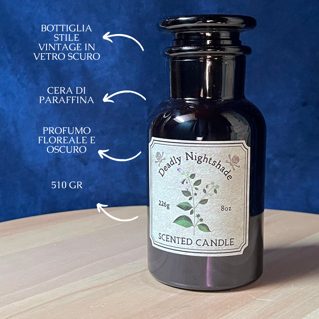 Candela profumata "Nightshade" in bottiglia vintage, belladonna, witchy candle
