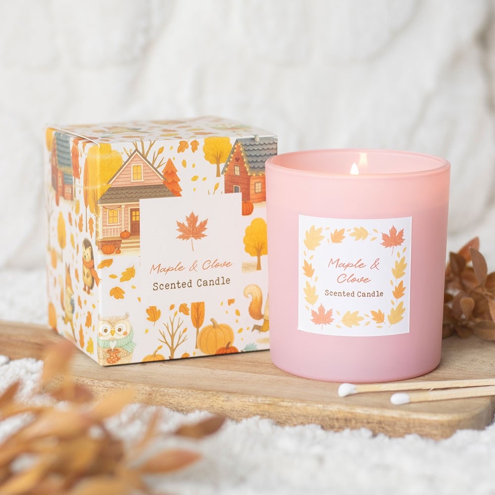 Candela profumata "Maple & Clove", sciroppo d'acero e chiodi di garofano