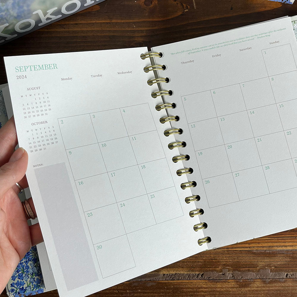 Agenda Seasonal Flowers 2024/2025 Weekly Planner 17 Mesi