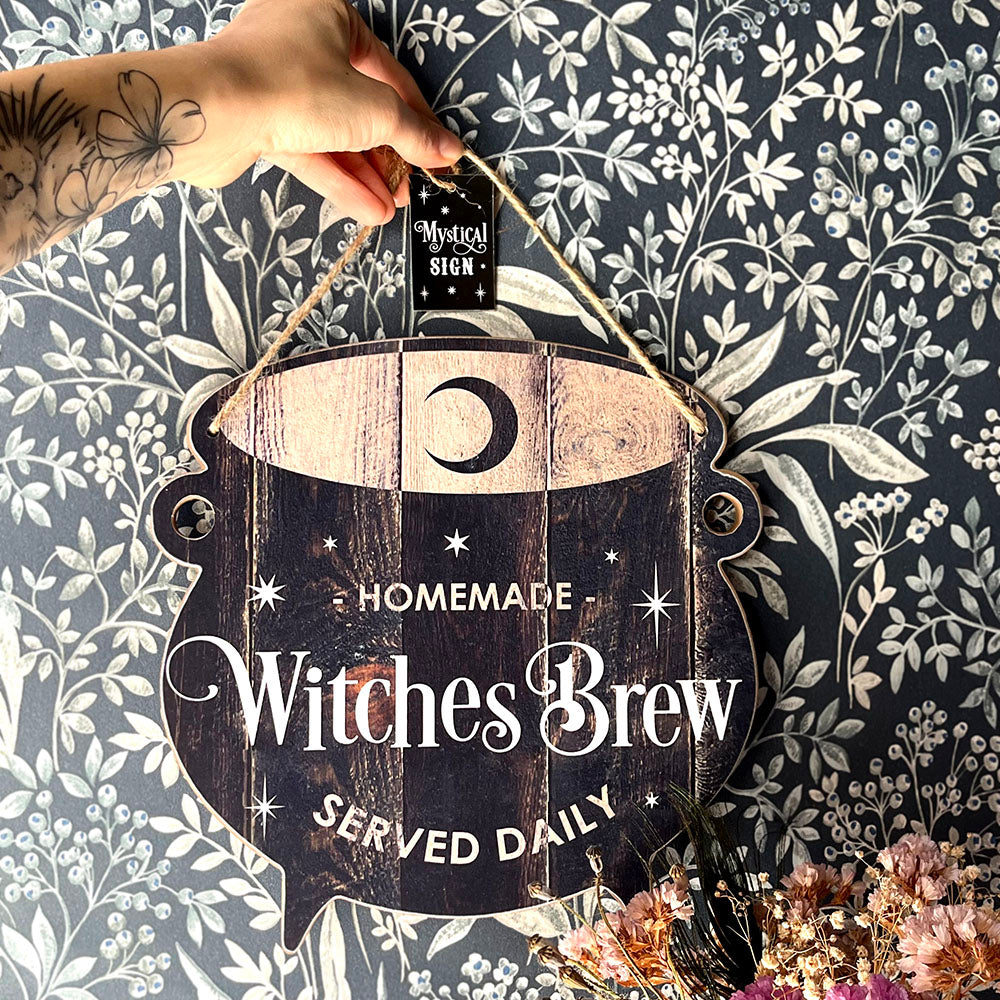 Insegna decorativa "Witches Brew" calderone in legno, witchy vibes