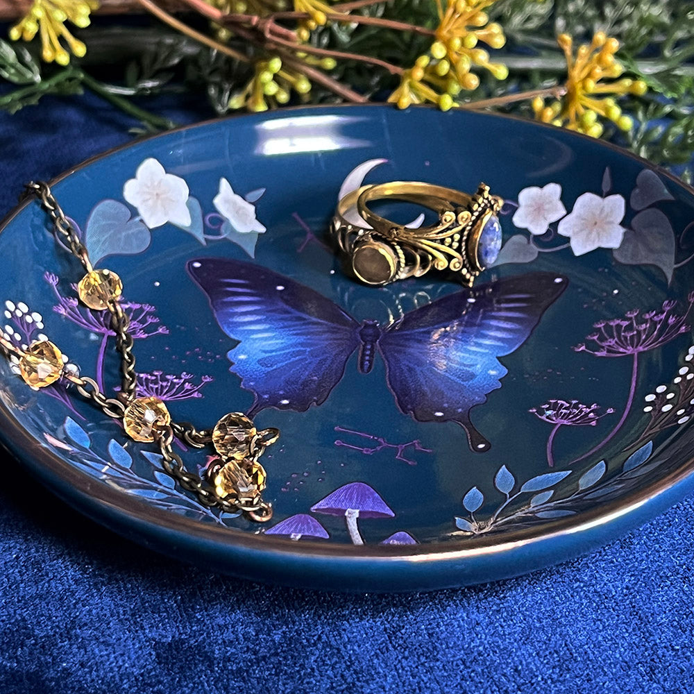 Piattino portagioie "Midnight Moth", stampa falena e fiori del bosco