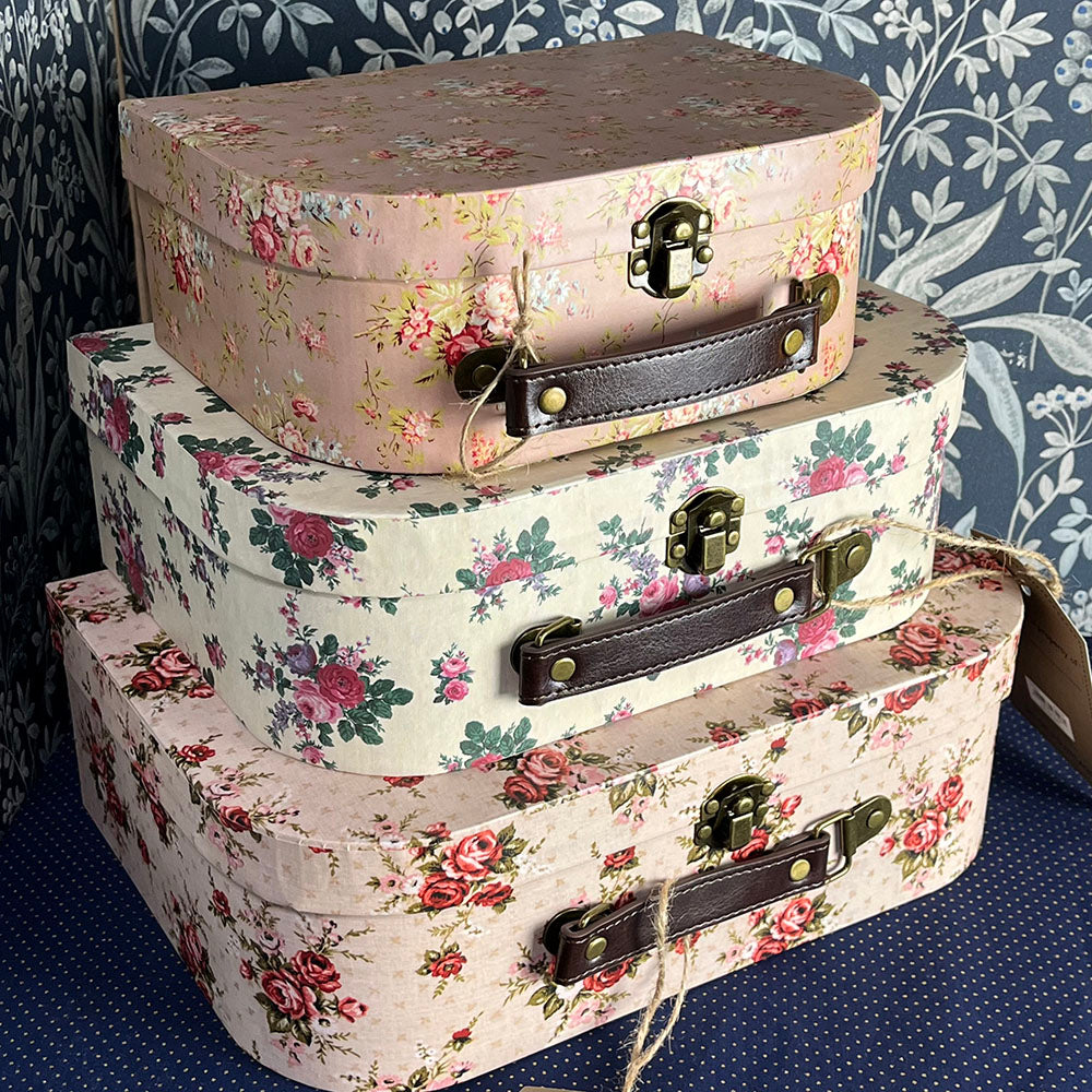 Set 3 valigette vintage in cartone a fiori, rosa, cottagecore