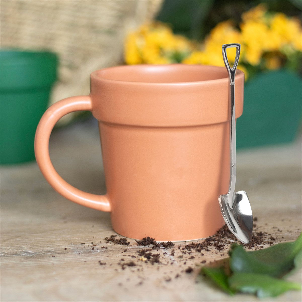 Tazza - vaso per piante con cucchiaino a forma di pala