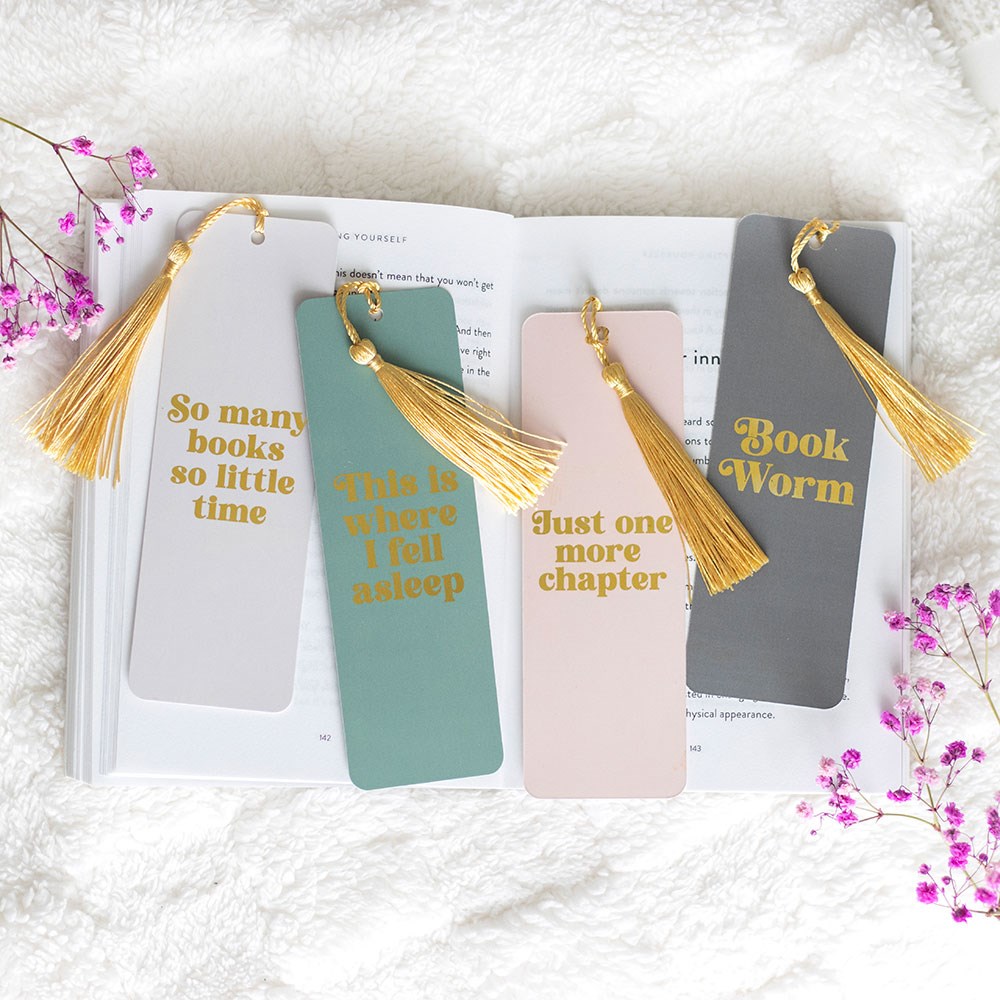 Segnalibro "Book Club" con frasi per book lovers